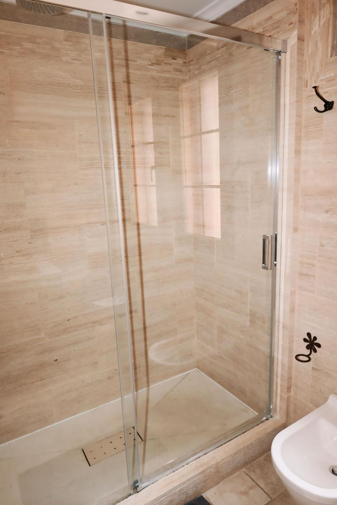 Vakantiehuis Precioso - Piscina- Garaje Privado- Jardin Marbella