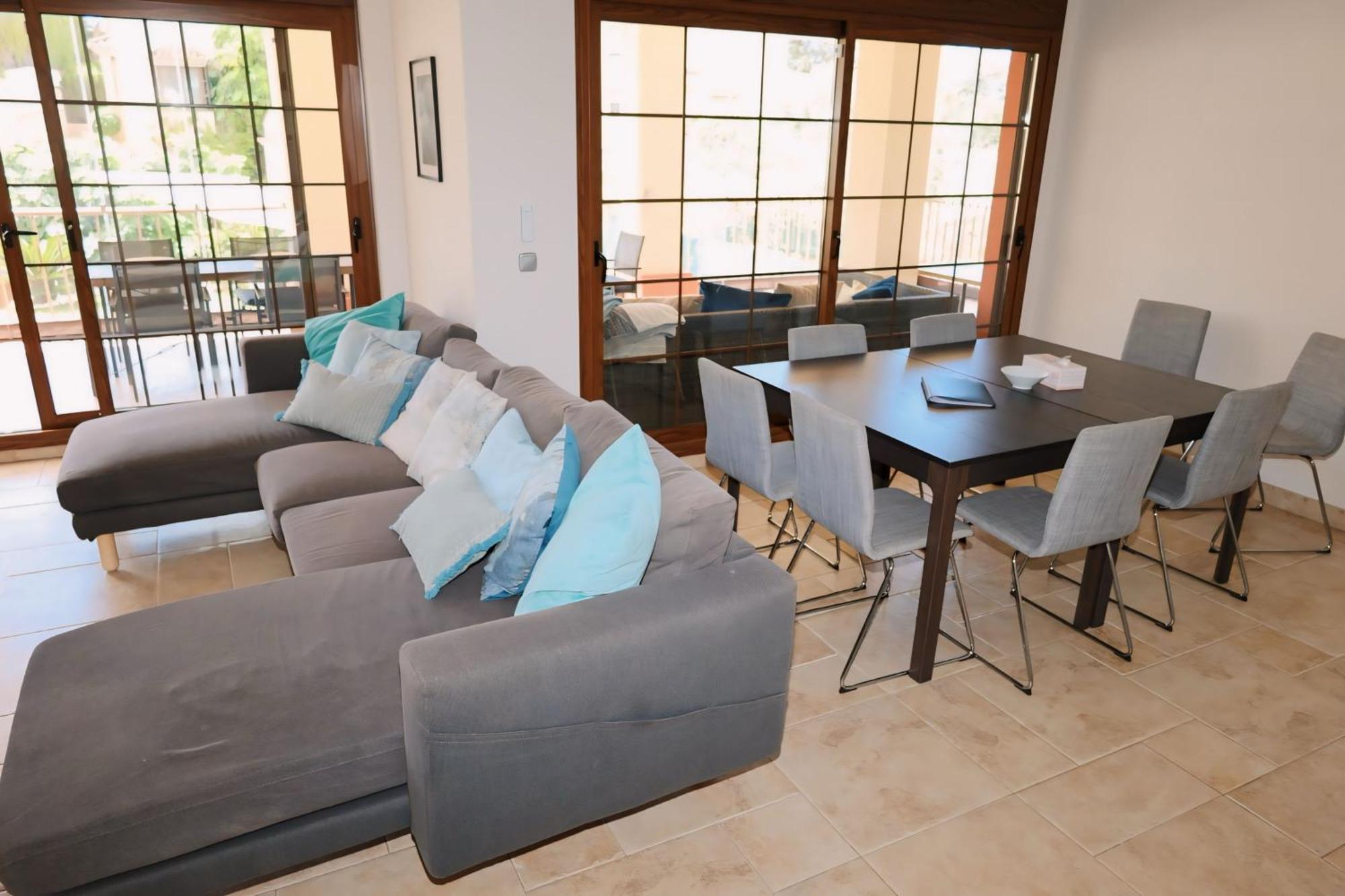 Precioso - Piscina- Garaje Privado- Jardin Сasa de vacaciones Marbella
